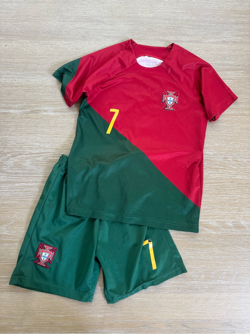 Portugal RONALDO kids boys 2pc athletic Soccer Jersey & Shorts Set Size 6 7